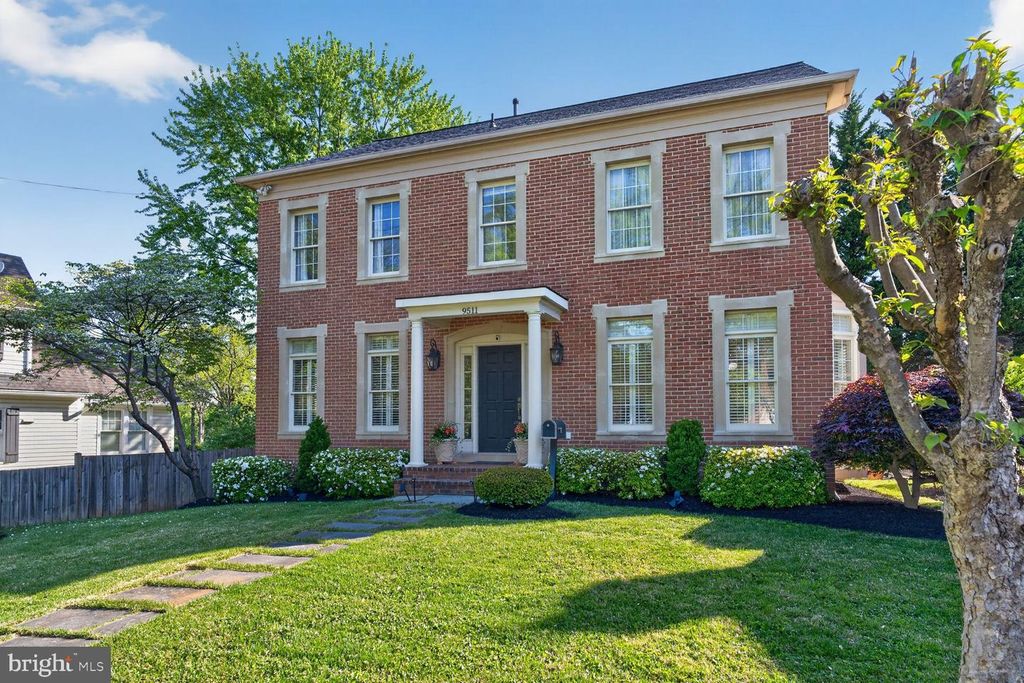 Image 1 of property listing at 9511 OLD GEORGETOWN RD, Bethesda, MD 20814
