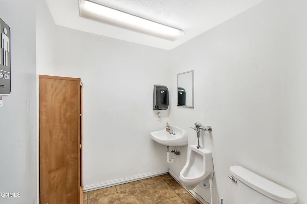 718 9th Street E, Williston, ND 58801 photo 9