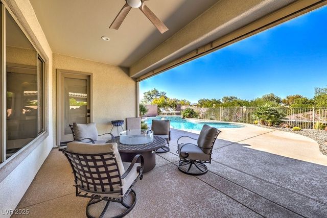 16 Holston Hills Road, Henderson, NV 89052