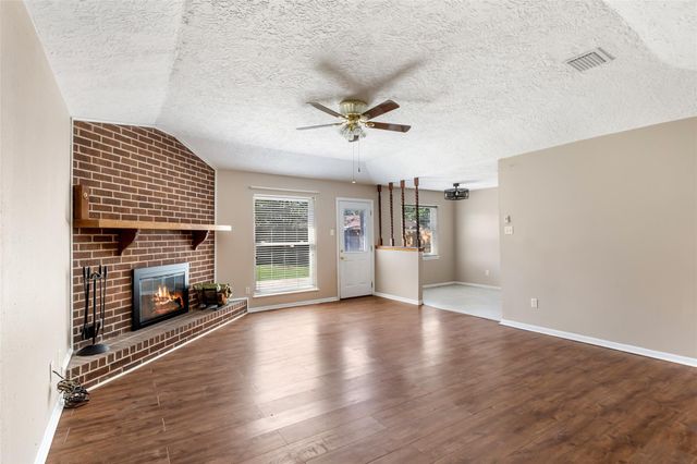 16307 Spinnaker Drive, Crosby, TX 77532