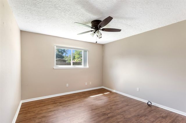 16307 Spinnaker Drive, Crosby, TX 77532