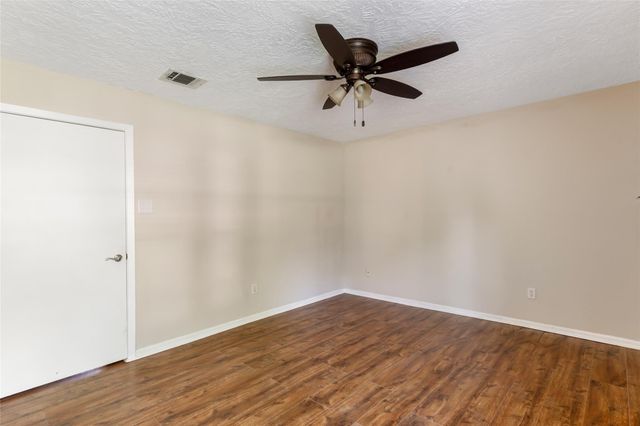 16307 Spinnaker Drive, Crosby, TX 77532