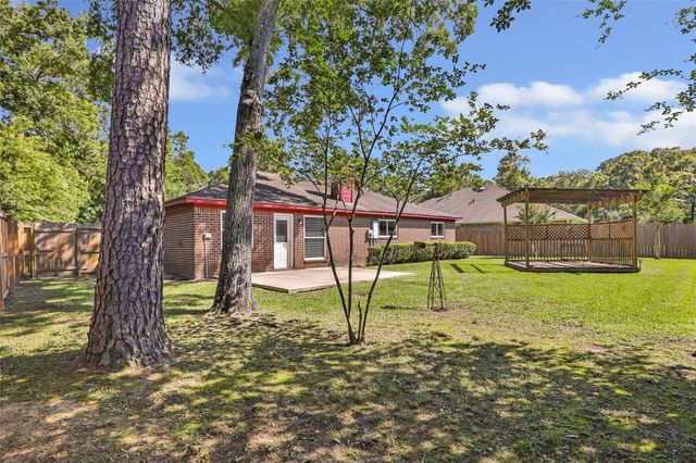 16307 Spinnaker Drive, Crosby, TX 77532