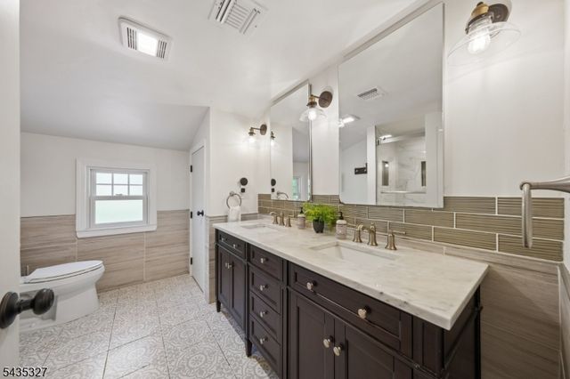 2659 Deer Path, Scotch Plains Twp., NJ 07076