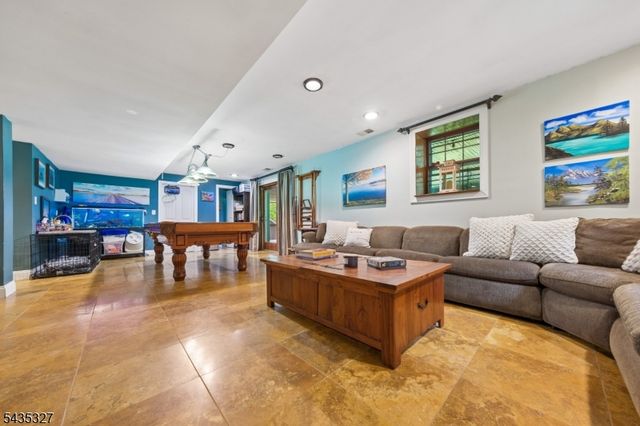 2659 Deer Path, Scotch Plains Twp., NJ 07076