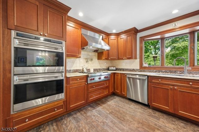 2659 Deer Path, Scotch Plains Twp., NJ 07076