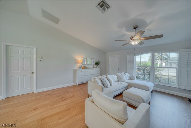 2847 SW 26th PL, Cape Coral, FL 33914