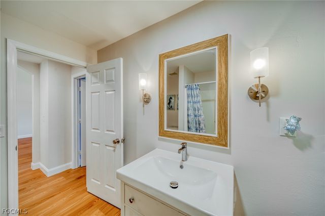 2847 SW 26th PL, Cape Coral, FL 33914