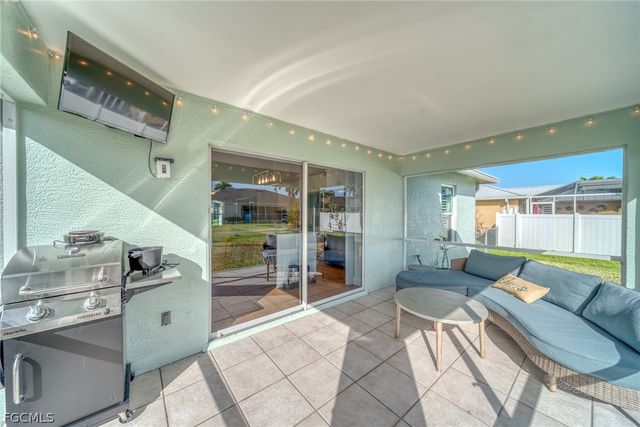 2847 SW 26th PL, Cape Coral, FL 33914