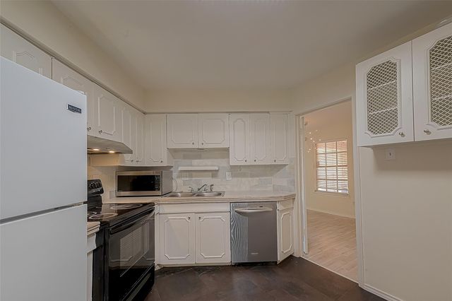 7600 Burgoyne Road 248, Houston, TX 77063