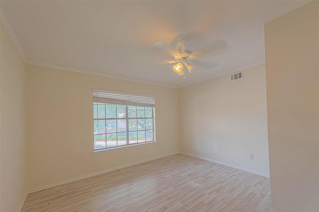 7600 Burgoyne Road 248, Houston, TX 77063