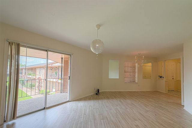 7600 Burgoyne Road 248, Houston, TX 77063