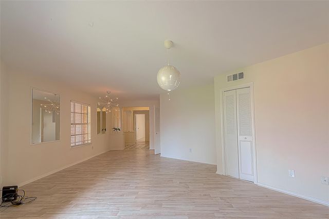 7600 Burgoyne Road 248, Houston, TX 77063