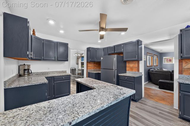 36852 Chase Street, Romulus, MI 48174