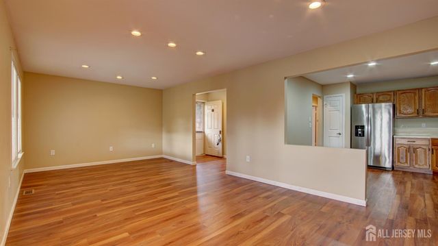 18-A Thomas Paine Drive, Monroe, NJ 08831