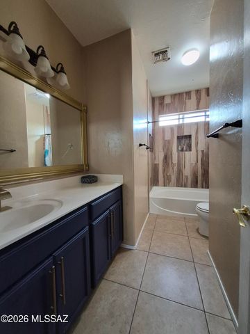 6958 S Camino Secreto, Tucson, AZ 85746