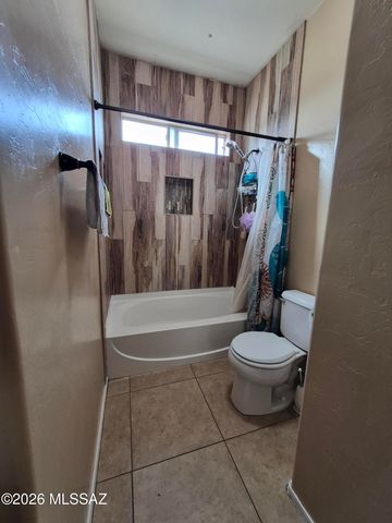 6958 S Camino Secreto, Tucson, AZ 85746