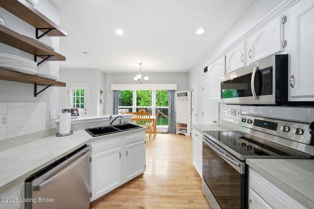 13303 Crystal Cove, Louisville, KY 40223