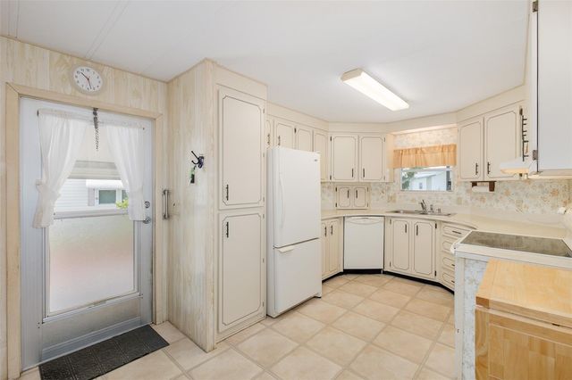 72 COTTAGEWOOD DRIVE 29, Safety Harbor, FL 34695