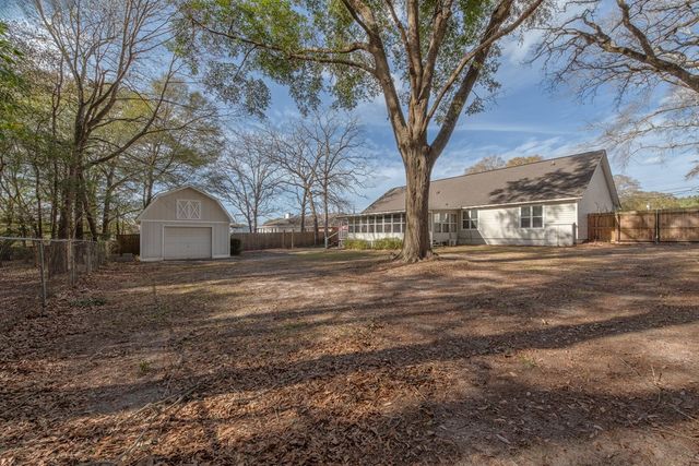 301 Candlewood Drive, Enterprise, AL 36330