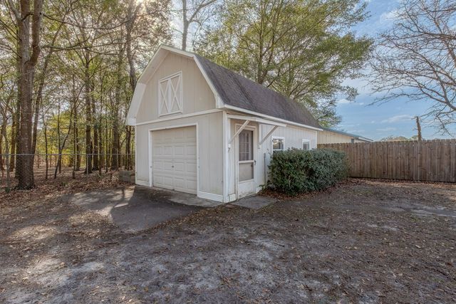 301 Candlewood Drive, Enterprise, AL 36330