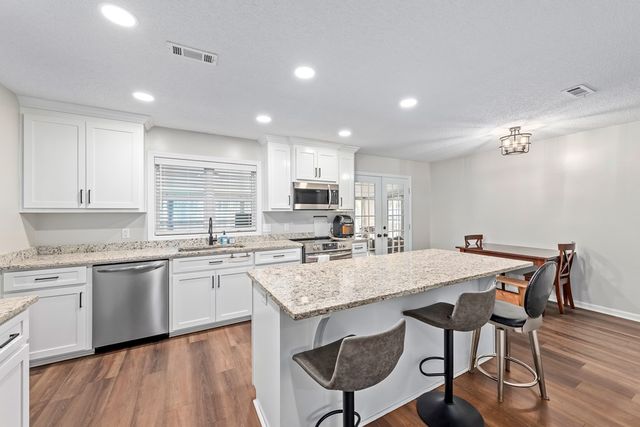 301 Candlewood Drive, Enterprise, AL 36330