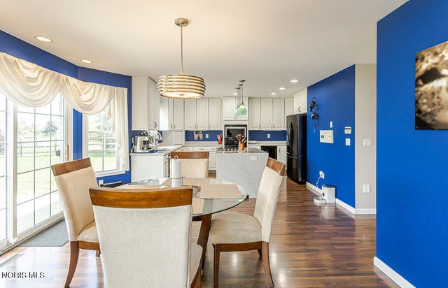 14740 Lake Meadows Drive, Perrysburg, OH 43551