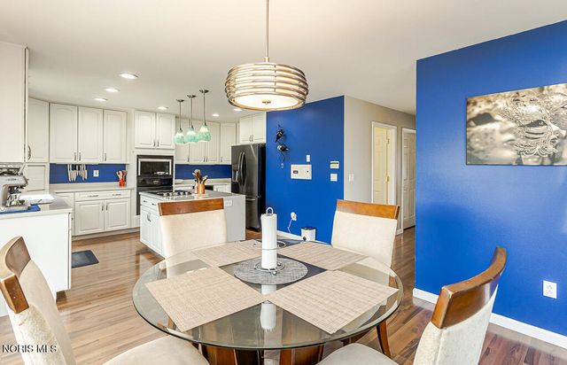 14740 Lake Meadows Drive, Perrysburg, OH 43551