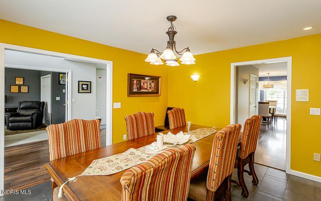 14740 Lake Meadows Drive, Perrysburg, OH 43551