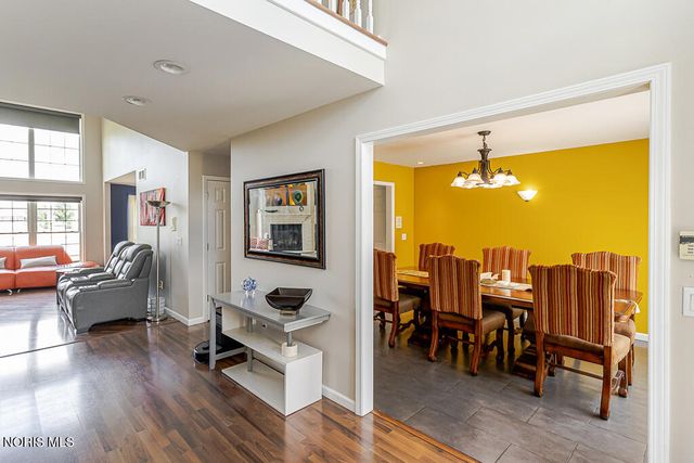 14740 Lake Meadows Drive, Perrysburg, OH 43551