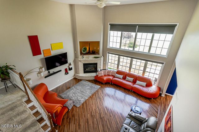 14740 Lake Meadows Drive, Perrysburg, OH 43551