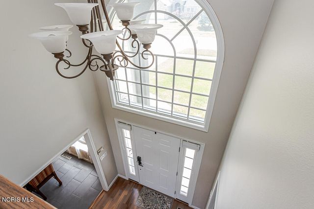 14740 Lake Meadows Drive, Perrysburg, OH 43551