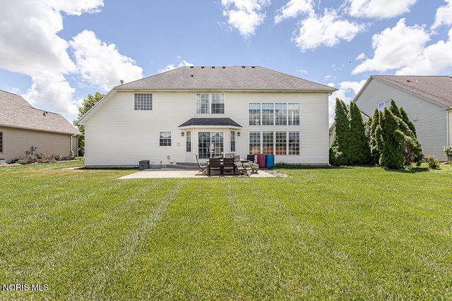 14740 Lake Meadows Drive, Perrysburg, OH 43551