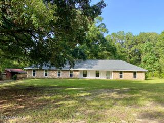 256 Lake David Drive, Picayune, MS 39466