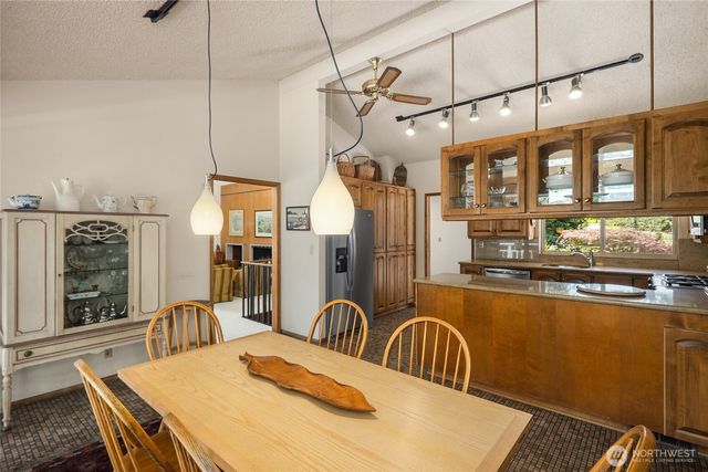 9226 SE 60th Street, Mercer Island, WA 98040