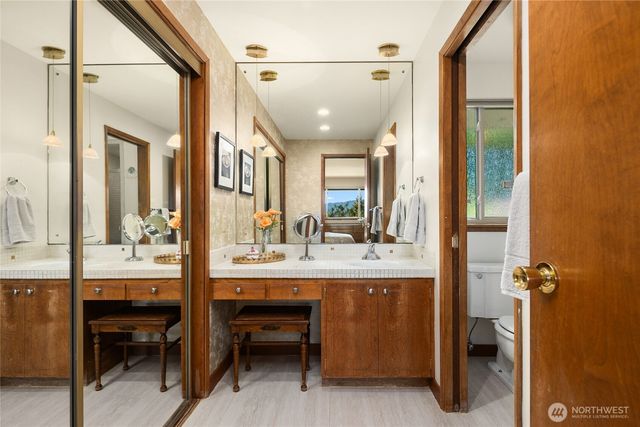 9226 SE 60th Street, Mercer Island, WA 98040