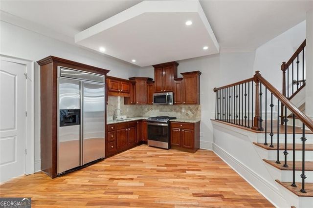 6509 LILY Trail, Fairburn, GA 30213