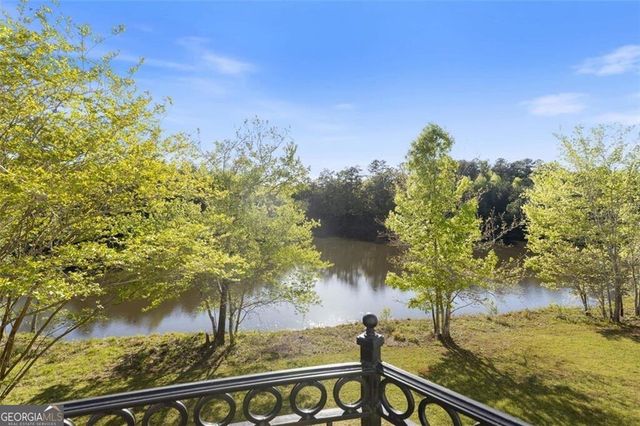 6509 LILY Trail, Fairburn, GA 30213