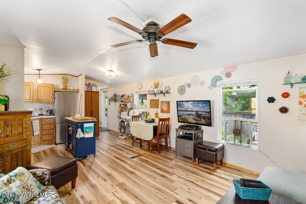 2187 W WINDERMERE AVE, Coeur d'Alene, ID 83815 photo 10