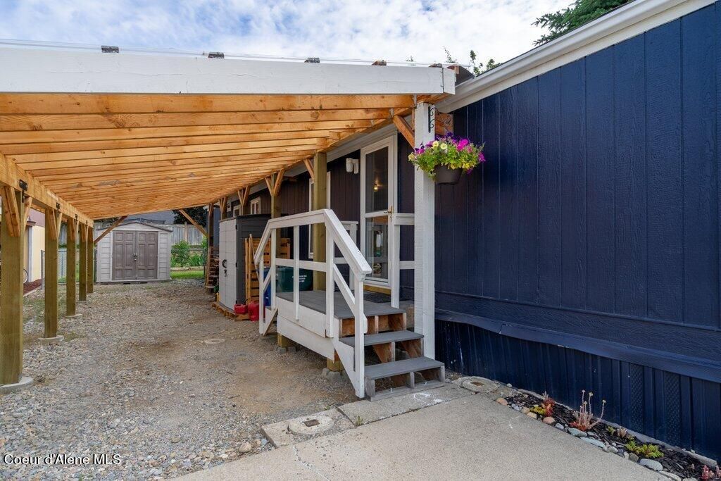 2187 W WINDERMERE AVE, Coeur d'Alene, ID 83815 photo 4