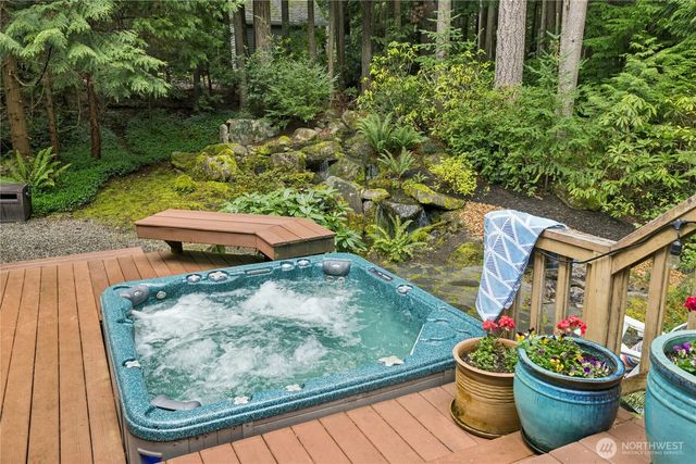 1649 NW Burmikca Court, Poulsbo, WA 98370