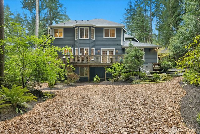1649 NW Burmikca Court, Poulsbo, WA 98370