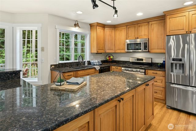 1649 NW Burmikca Court, Poulsbo, WA 98370