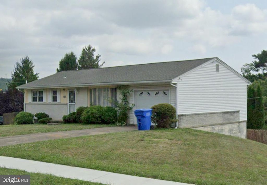 69 DELMONT AVENUE, Harrisburg, PA 17111