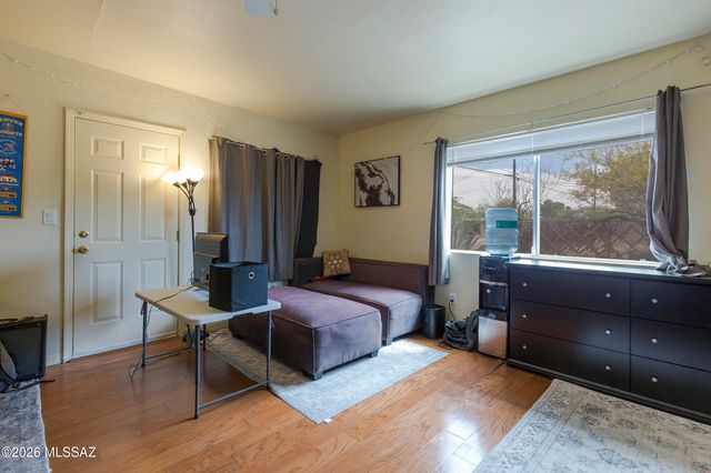 1512 N 3rd Avenue, Tucson, AZ 85705