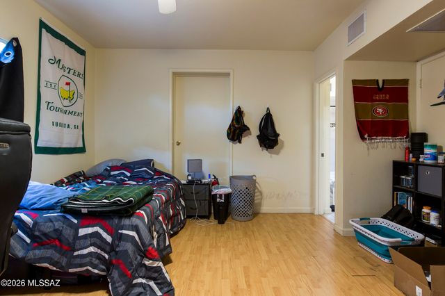 1512 N 3rd Avenue, Tucson, AZ 85705