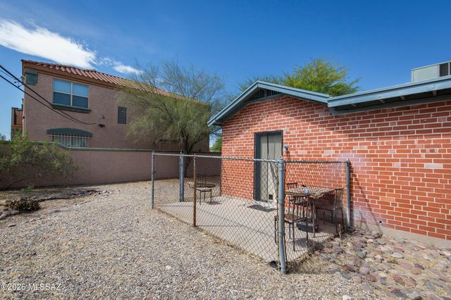 1512 N 3rd Avenue, Tucson, AZ 85705