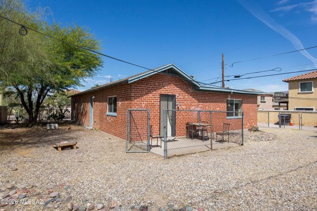 1512 N 3rd Avenue, Tucson, AZ 85705