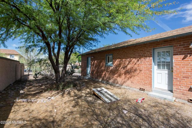 1512 N 3rd Avenue, Tucson, AZ 85705