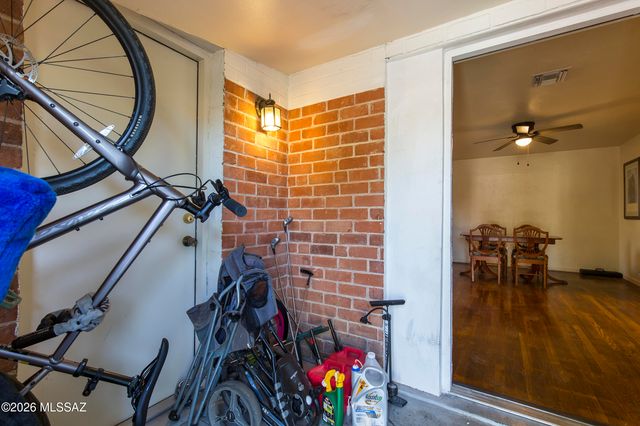 1512 N 3rd Avenue, Tucson, AZ 85705